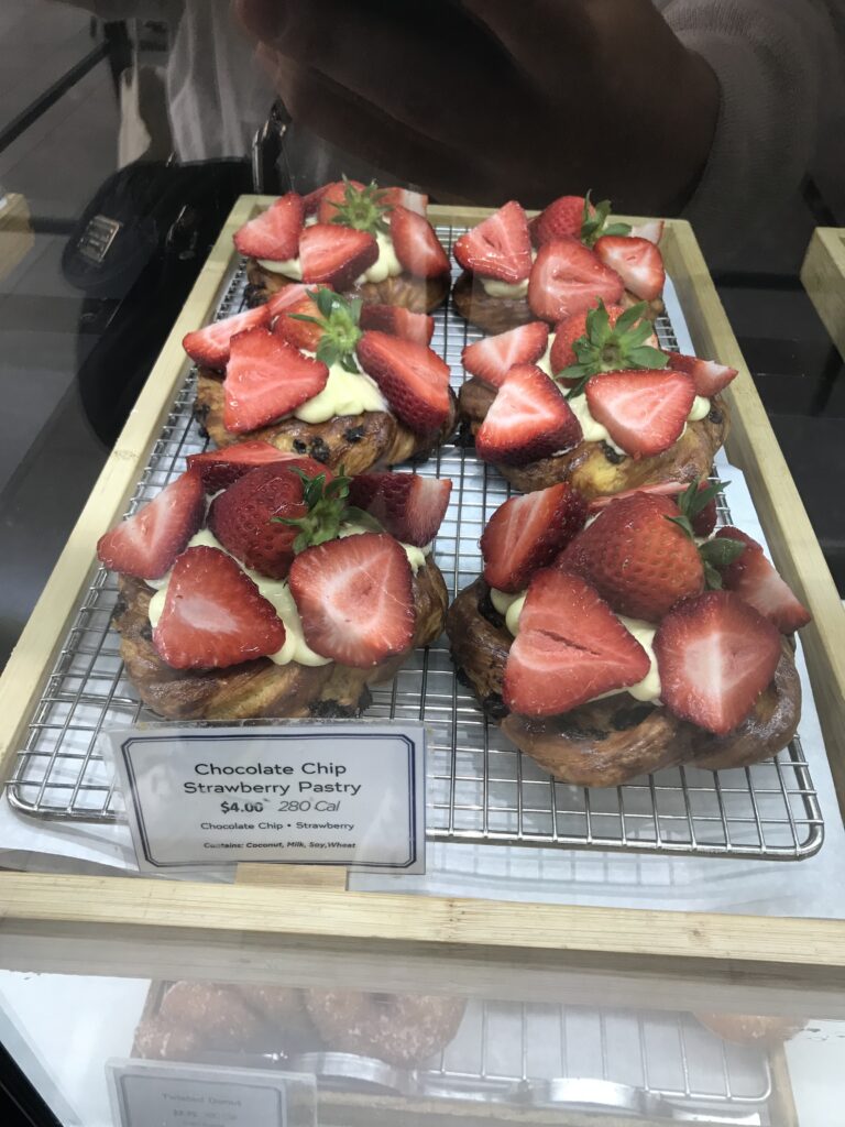 パリスバケット、strawberry pastry