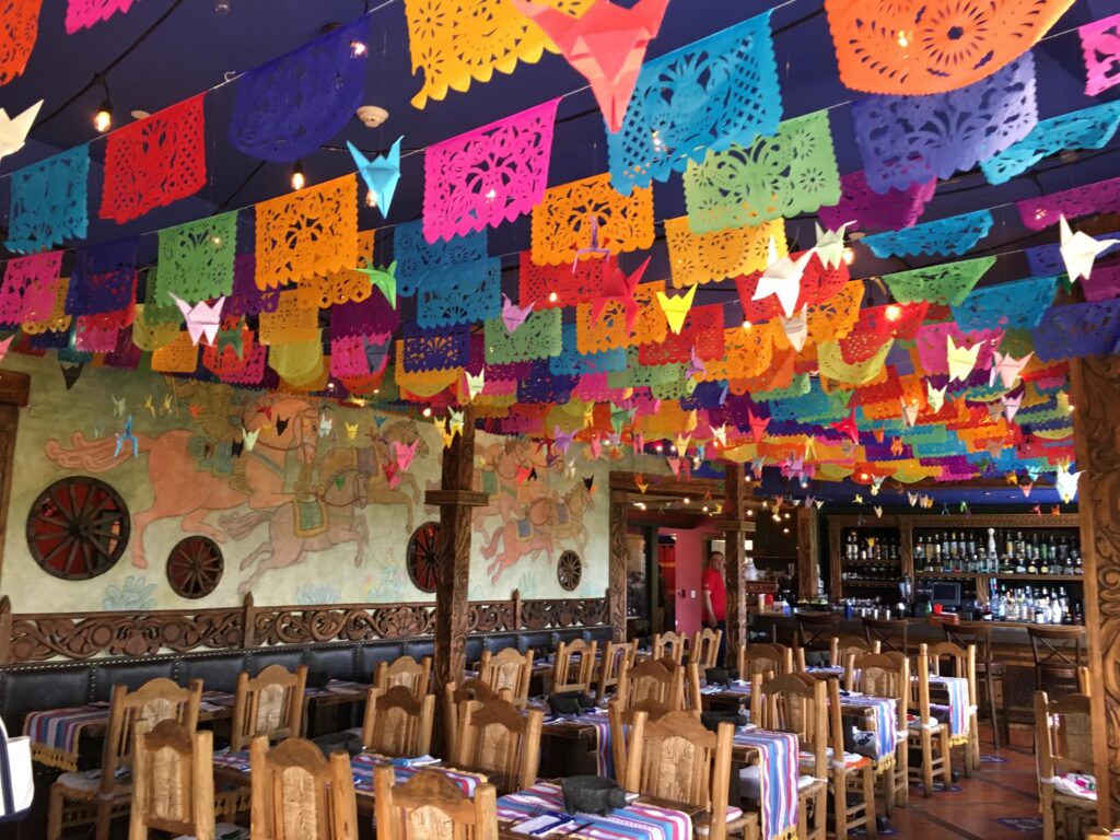 Charrito's　マンハッタンビューの崖の上のメキシカンレストラン、チャリトス