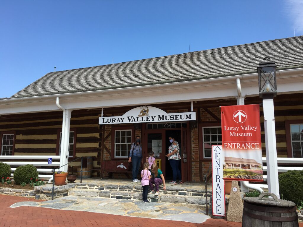 アメリカ東部最大の鍾乳洞、ルーレイ洞窟、Luray Caverns