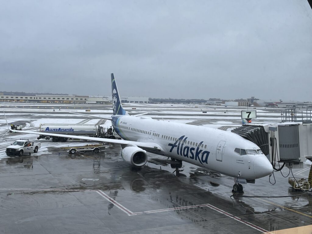 子連れアラスカ旅行記、オーロラ、アラスカ航空