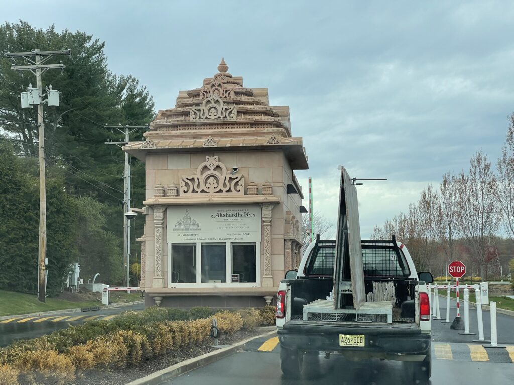 ヒンドゥー教BAPS聖スワミナラヤン寺院