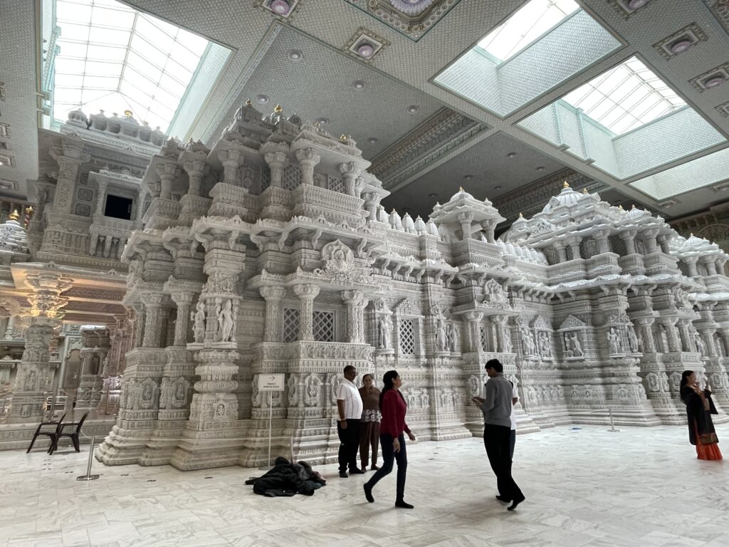 ヒンドゥー教BAPS聖スワミナラヤン寺院