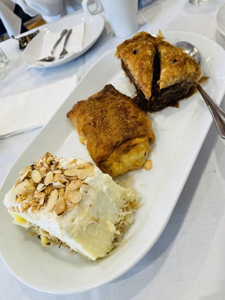 Nisiotis Taverna、ギリシャ料理、グリーク