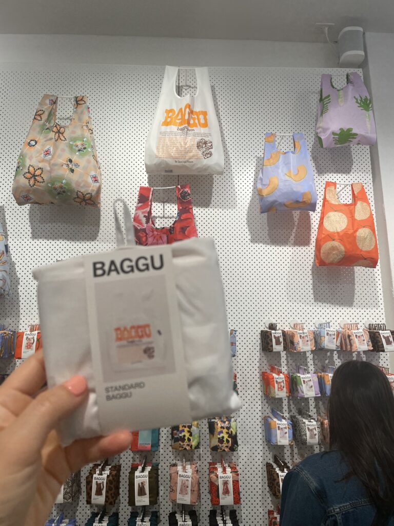 ソーホー観光おすすめスポット14選、BAGGU