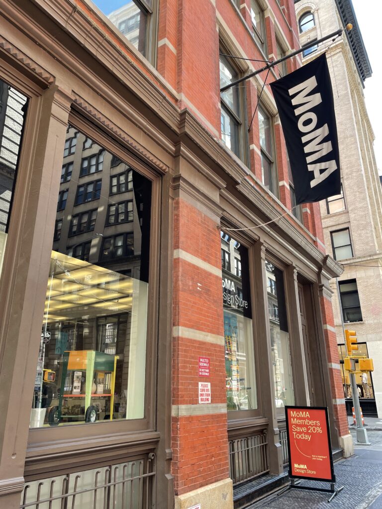 ソーホー観光おすすめスポット14選、MoMA design store、モマデザインストア