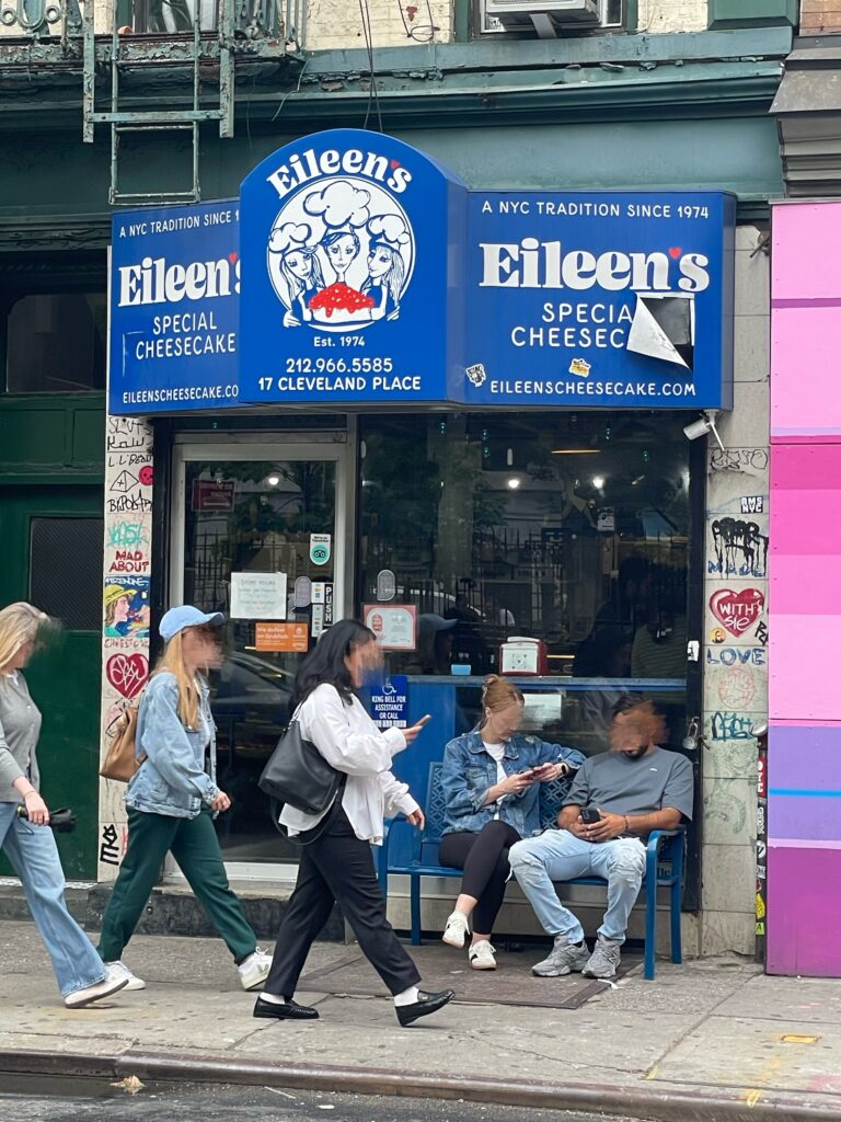 ソーホー観光おすすめスポット14選、Eileen's special cheesecake
