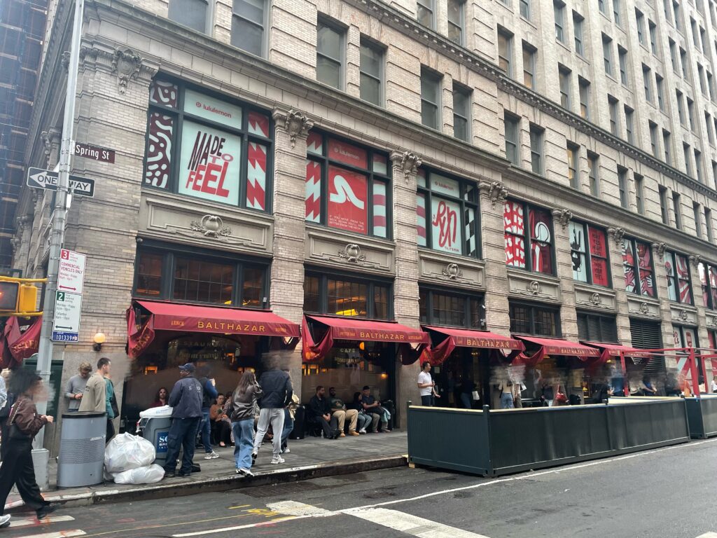ソーホー観光おすすめスポット14選、バルサザール、Balthazar