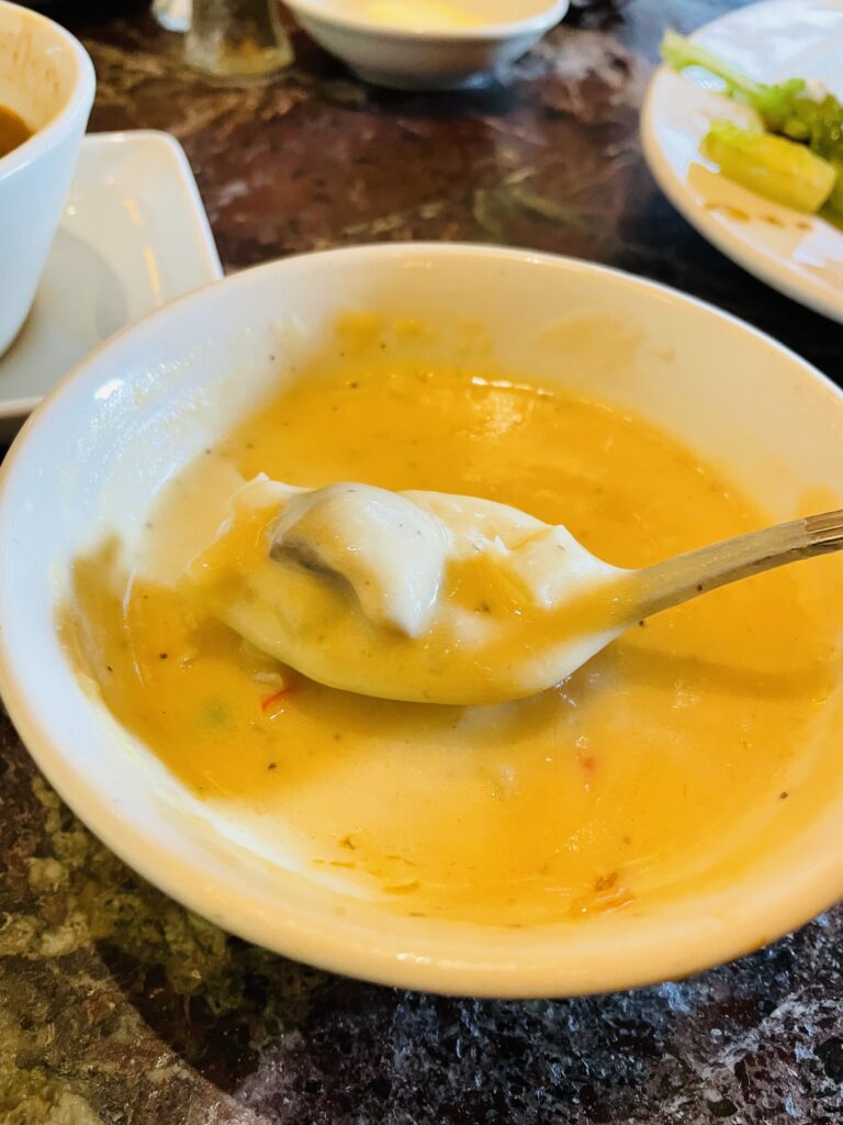 Grand Lux Cafe