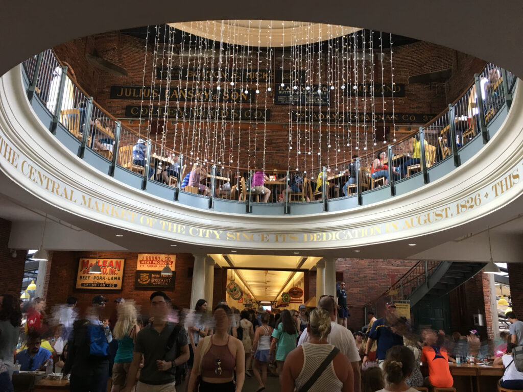 ボストン、フリーダムトレイル、ファニエル・ホール・マーケットプレイス、クインシー・マーケット