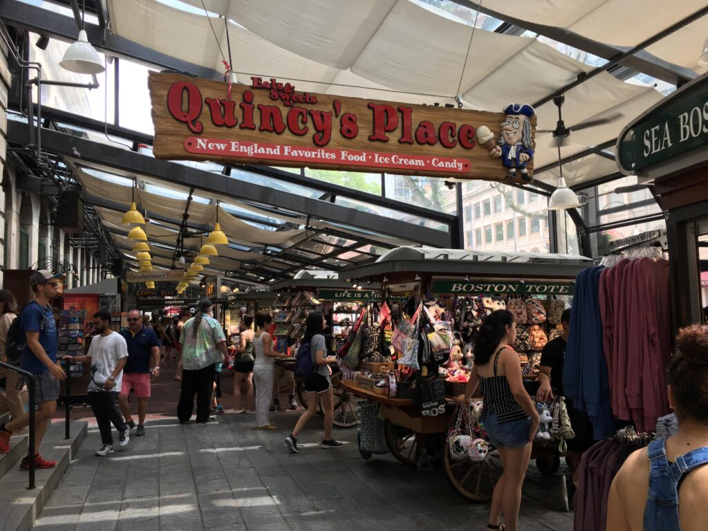 ボストン、フリーダムトレイル、ファニエル・ホール・マーケットプレイス、クインシー・マーケット