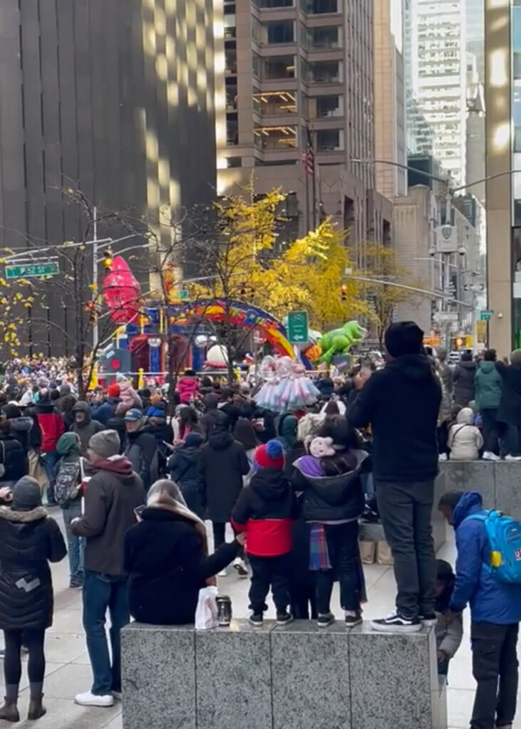 メイシーズ、サンクスギビングデーパレード、Macy's Thanksgiving day parade
