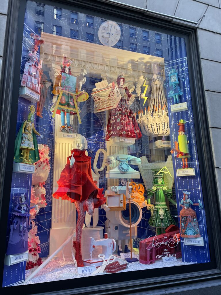 ニューヨーク五番街のクリスマスイルミネーション、ホリデーウィンドウ