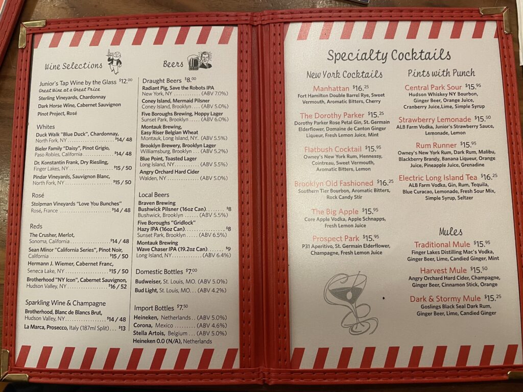 ジュニアーズ、チーズケーキ