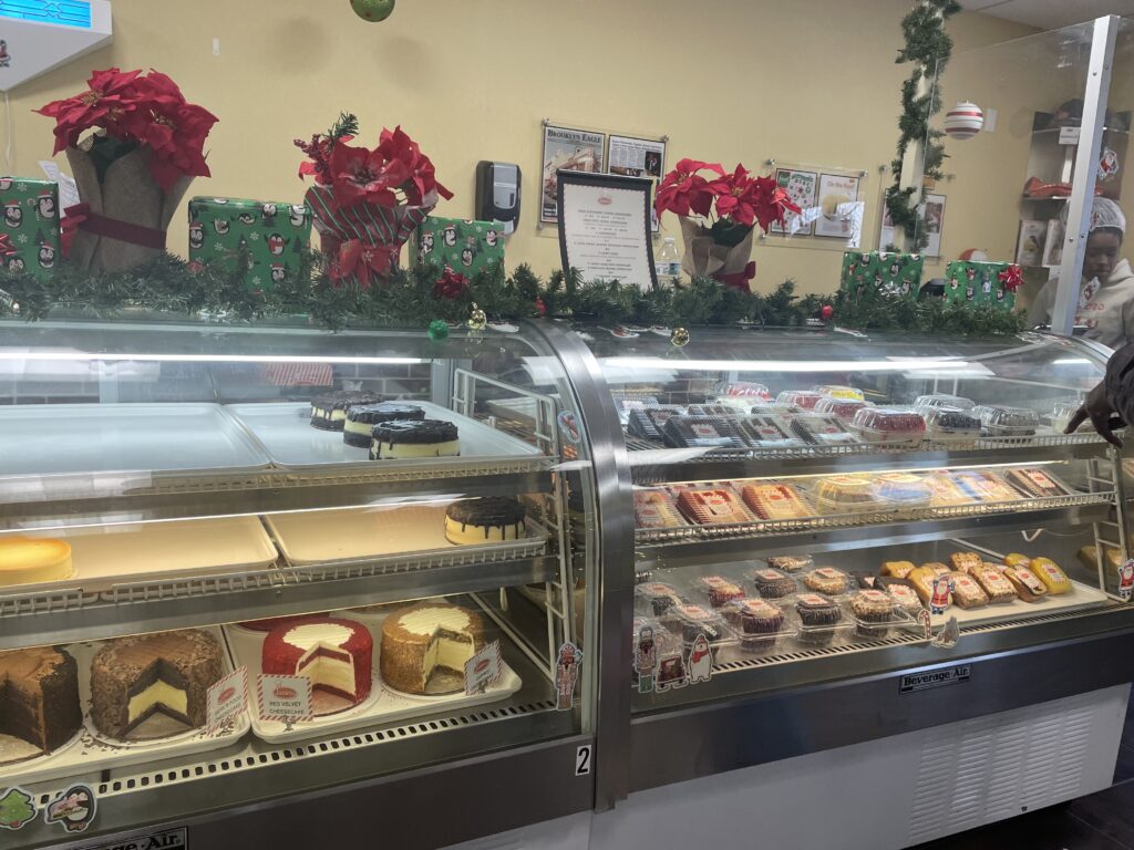 ジュニアーズ、チーズケーキ、アウトレット