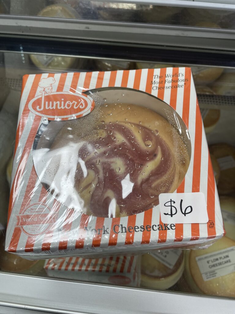 ジュニアーズ、チーズケーキ、アウトレット