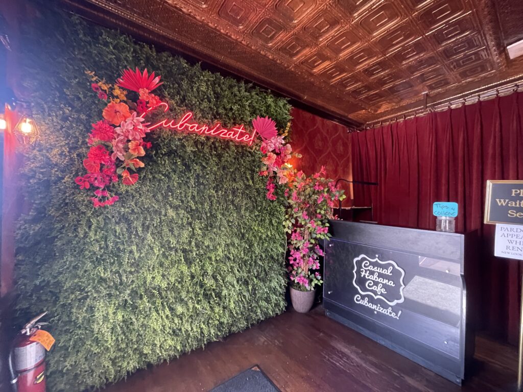 Casual Habana Cafe、キューバレストラン