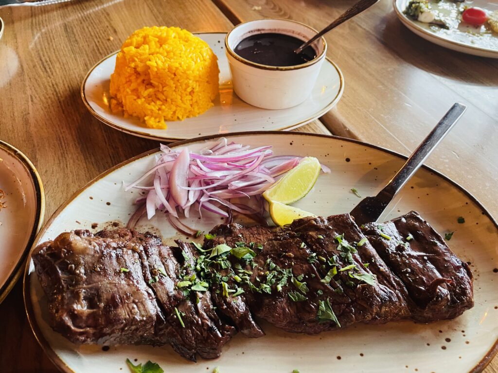 Casual Habana Cafe、キューバレストラン