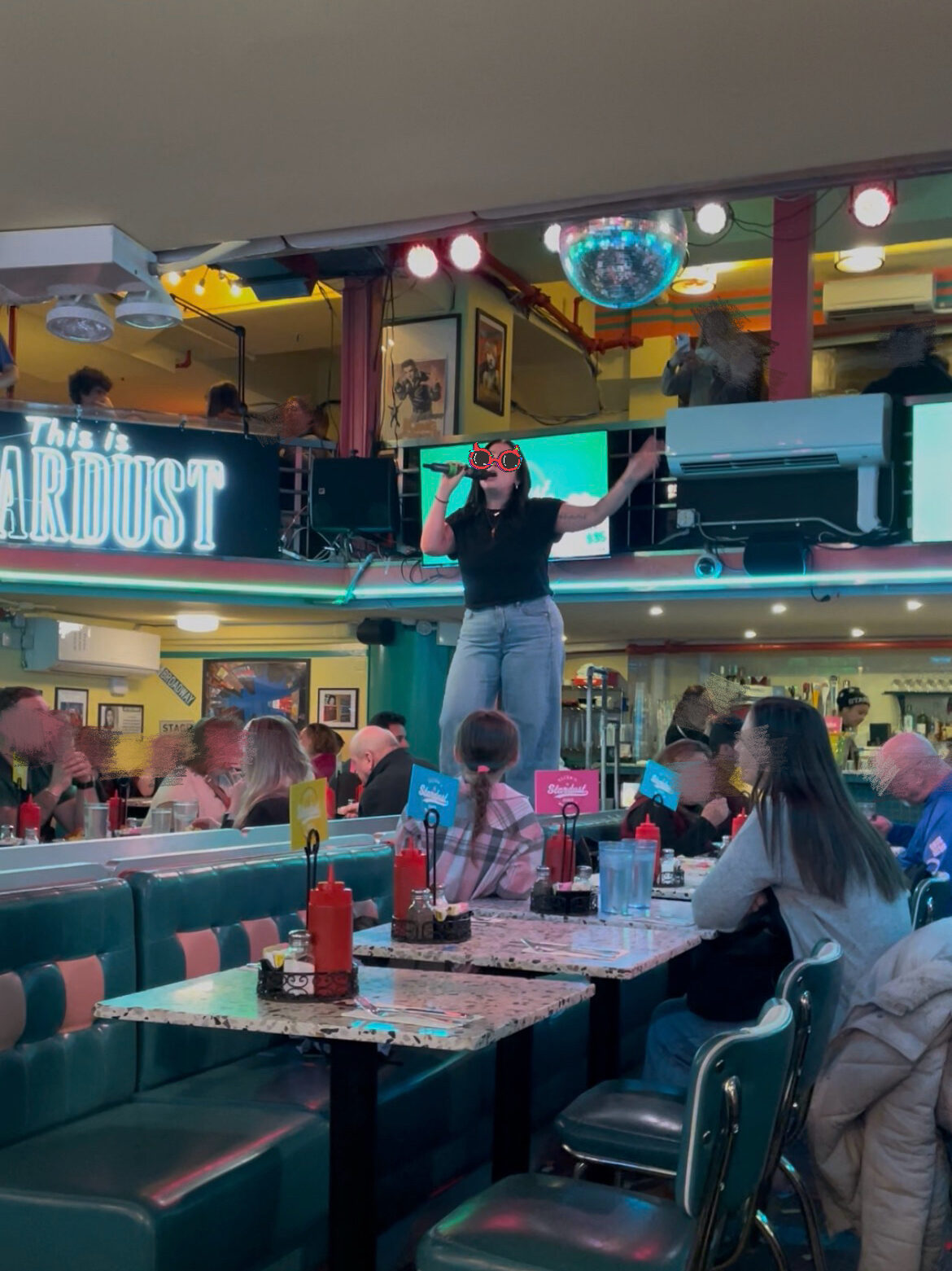 Ellen’s Stardust Diner、エレンズスターダストダイナー