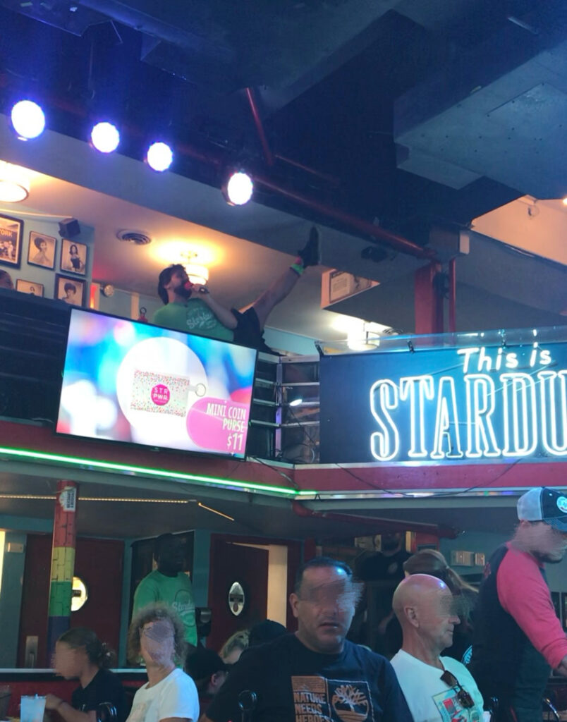 Ellen’s Stardust Diner、エレンズスターダストダイナー