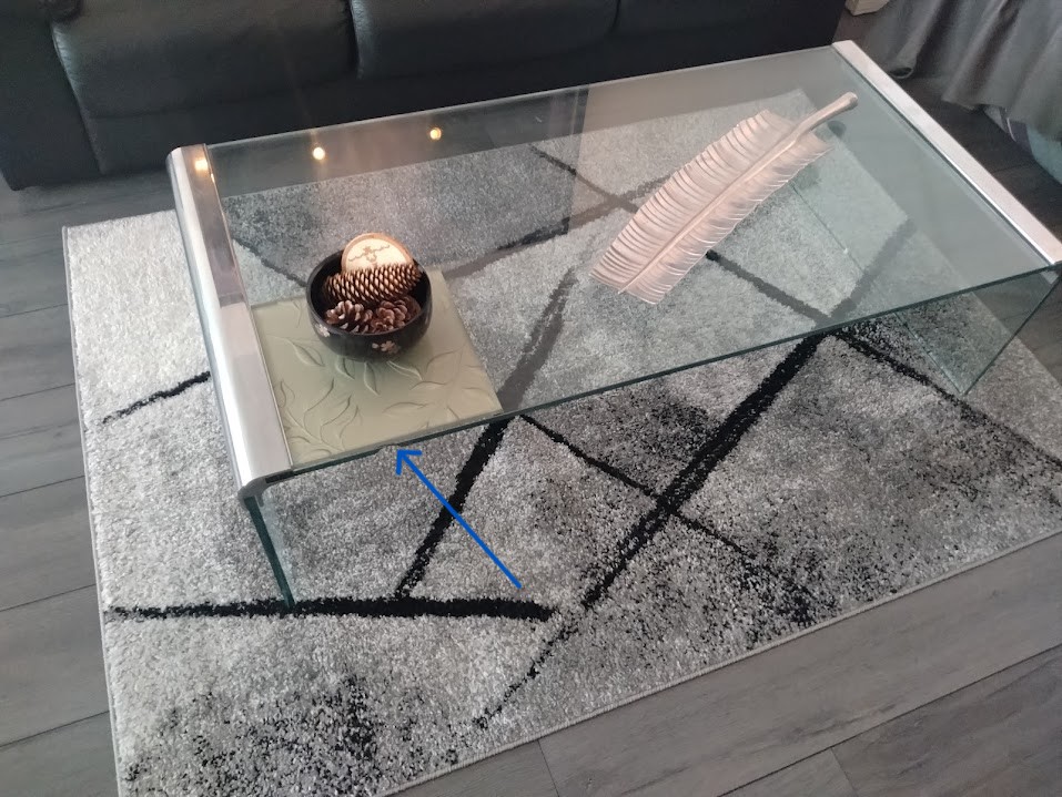 みんなの掲示板、センターテーブル