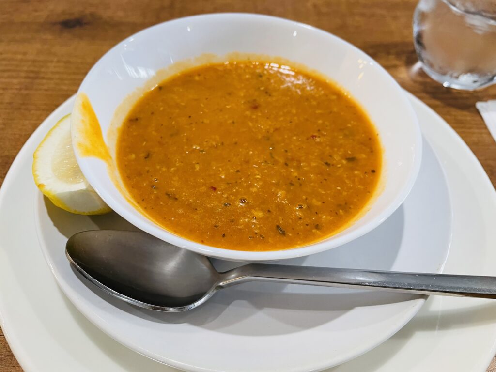 AdA Mediterranean Brasserie、レストラン