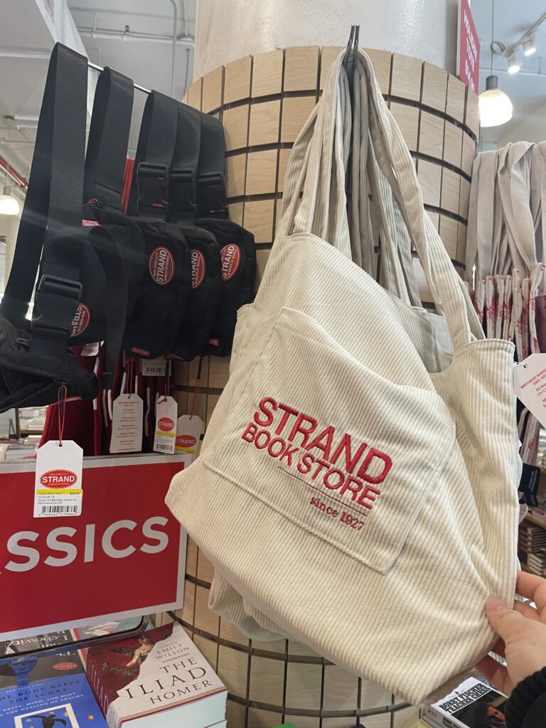 ユニオンスクエア周辺おすすめ、Strand　Bookstore