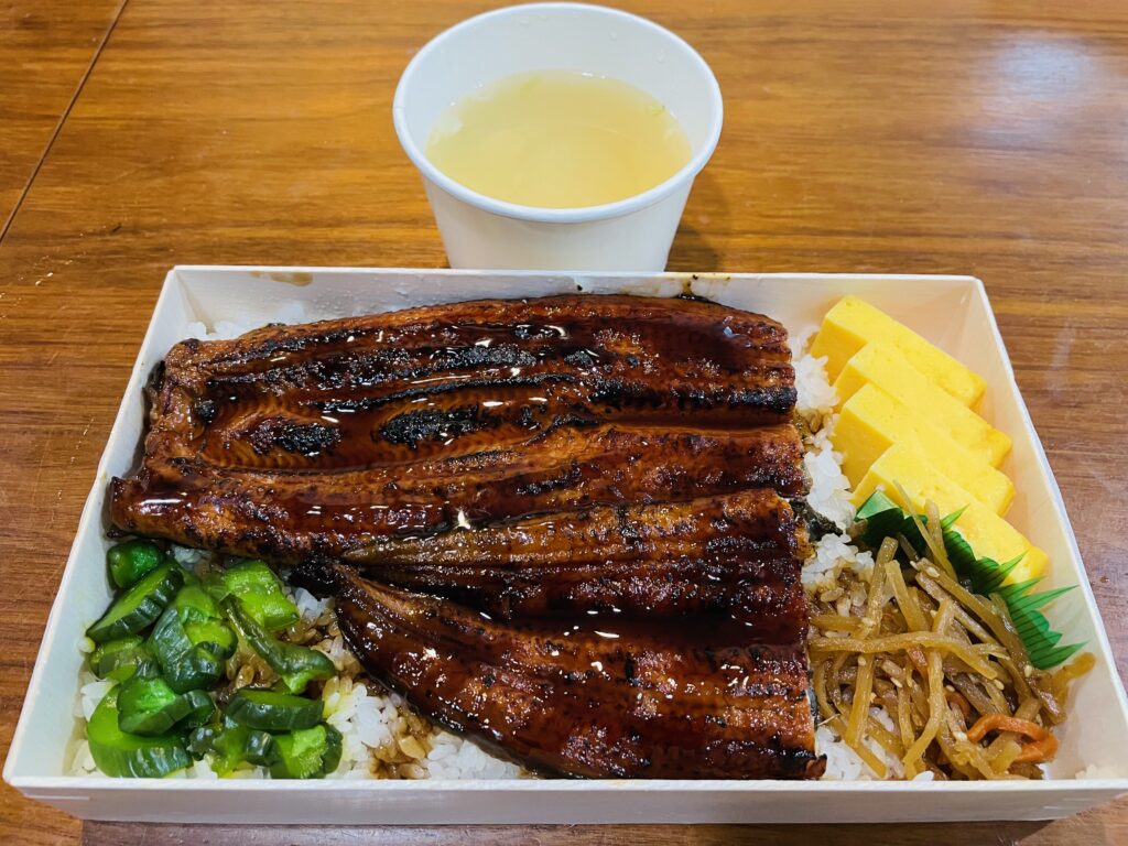 鶏と魚、うな重