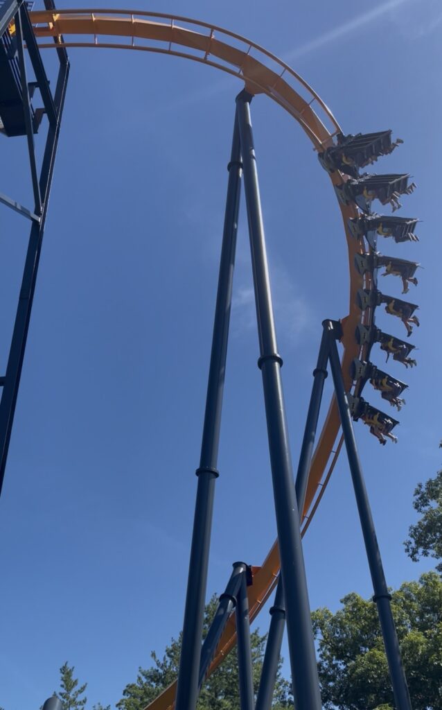 シックスフラッグズ、Six Flags