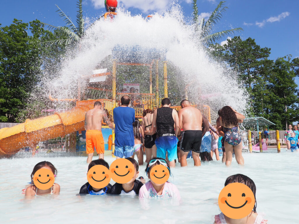 シックスフラッグズ、Six Flags、ハリケーンハーバー、ウォーターパーク