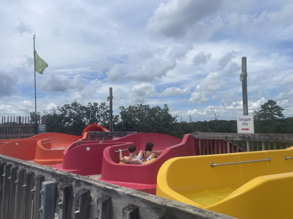 シックスフラッグズ、Six Flags、ハリケーンハーバー