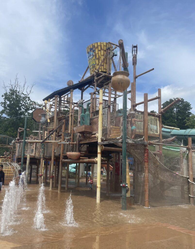 シックスフラッグズ、Six Flags、ハリケーンハーバー