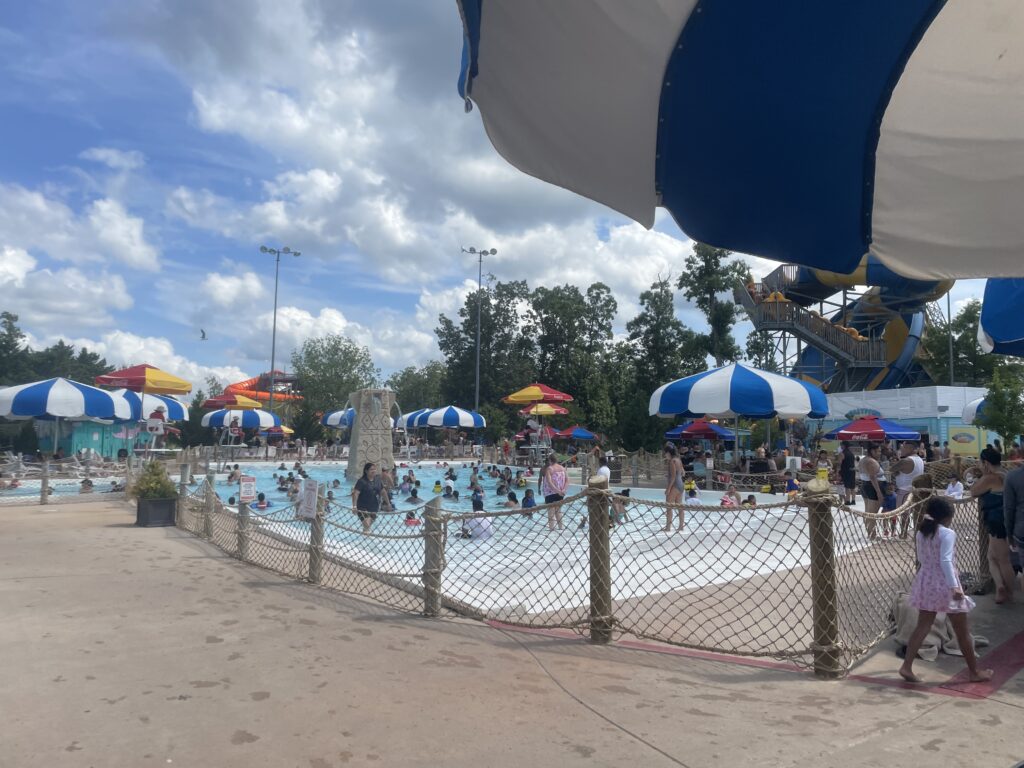 シックスフラッグズ、Six Flags、ハリケーンハーバー