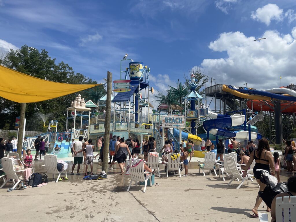 シックスフラッグズ、Six Flags、ハリケーンハーバー
