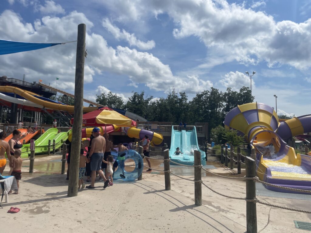シックスフラッグズ、Six Flags、ハリケーンハーバー