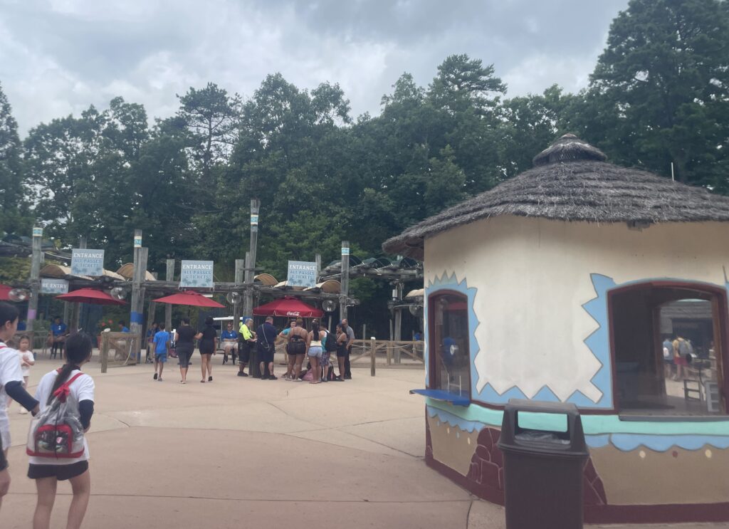 シックスフラッグズ、Six Flags、ハリケーンハーバー、ウォーターパーク